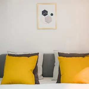  Apartament Cosy In Perfect Location